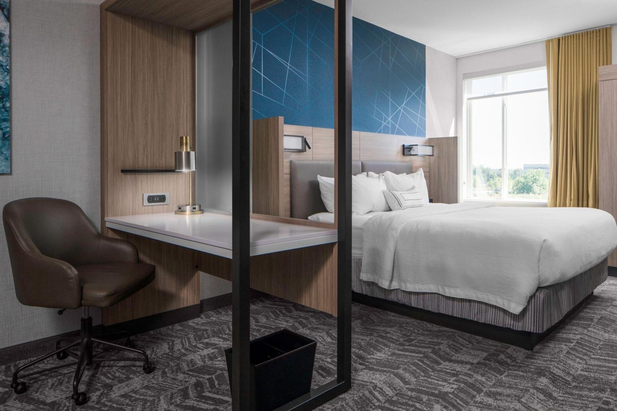 Springhill Suites Winchester Exterior photo